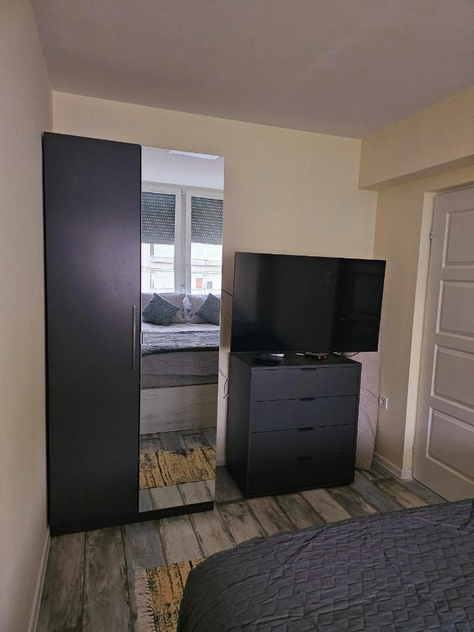 Urban Loft Apartment Salgótarján Bagian luar foto